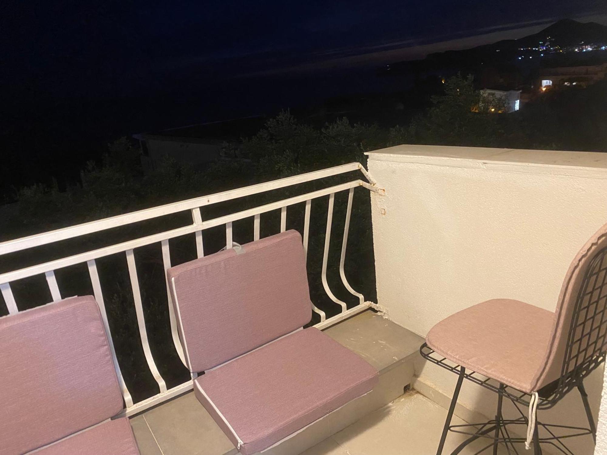 Apartman Lara Свети-Стефан Экстерьер фото