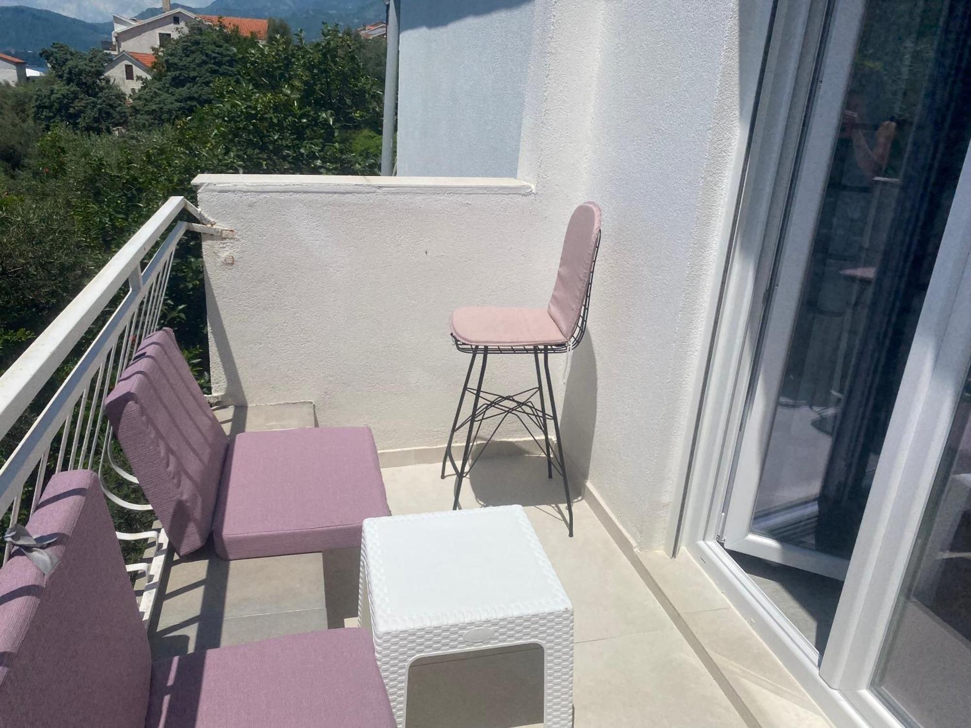 Apartman Lara Свети-Стефан Экстерьер фото
